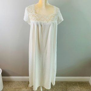 Judith Hart Cotton Night Gown Ivory Size Medium